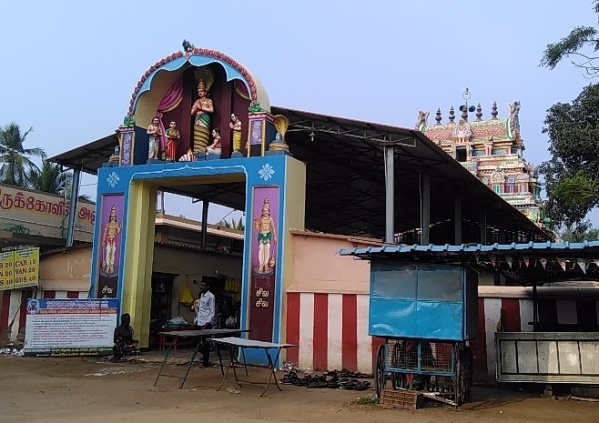 Tirupamburam Gopuram